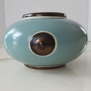 CINDY CRAWFORD Decorative Stoneware & Copper Trim Vetivert & Sage Scent Candle